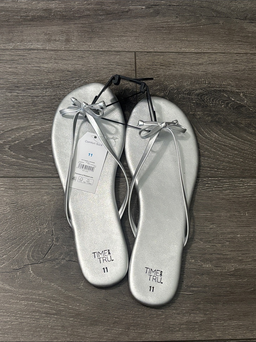 Time and Tru Silver Bow Thong Sandals - Women's Size 11